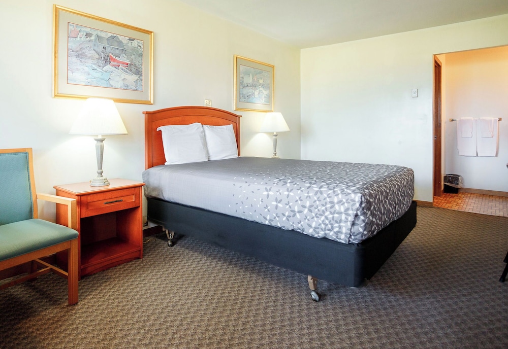 tidal bore inn