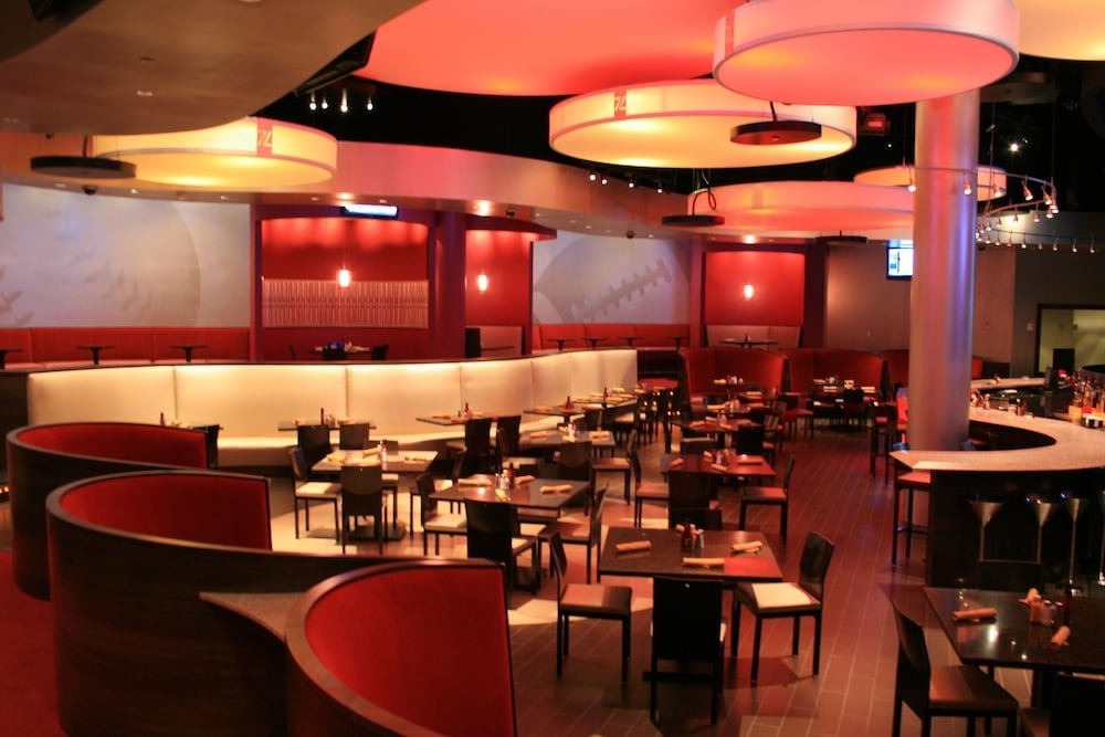 Casino Queen Hotel,Downtown St. Louis>>Collinsville,3 star