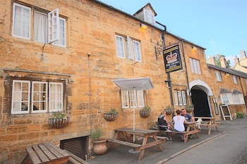 the crown hotel