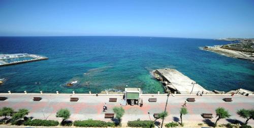 sliema chalet hotel