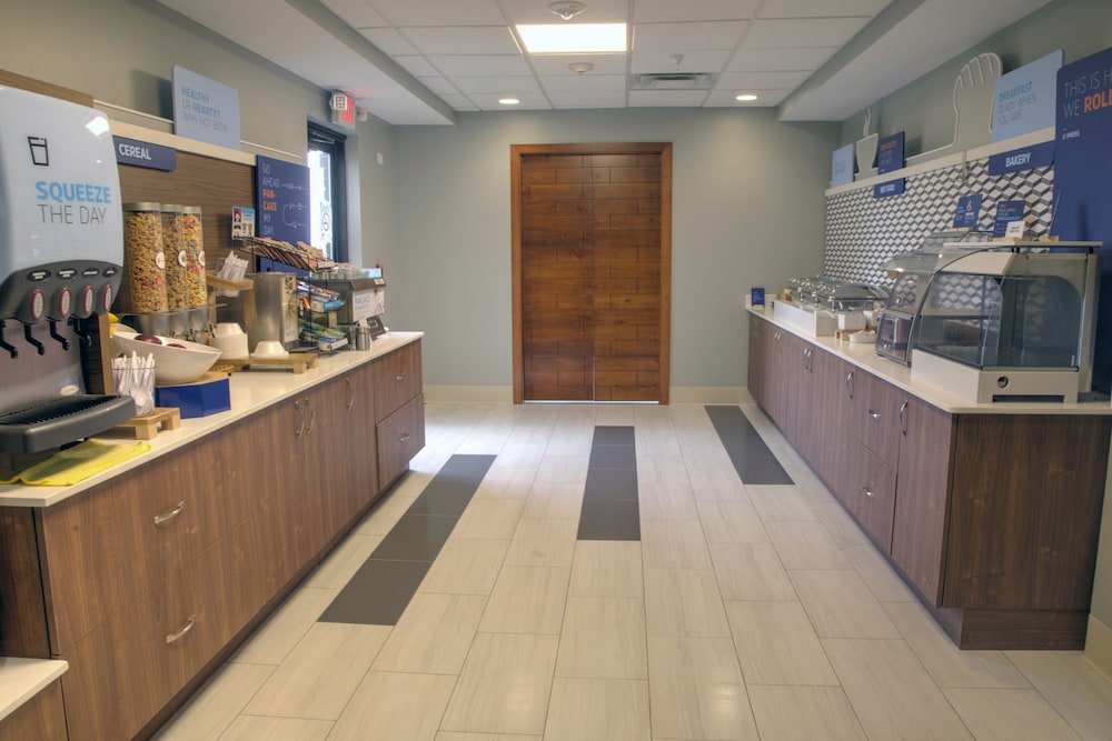 holiday inn express rochelle by ihg