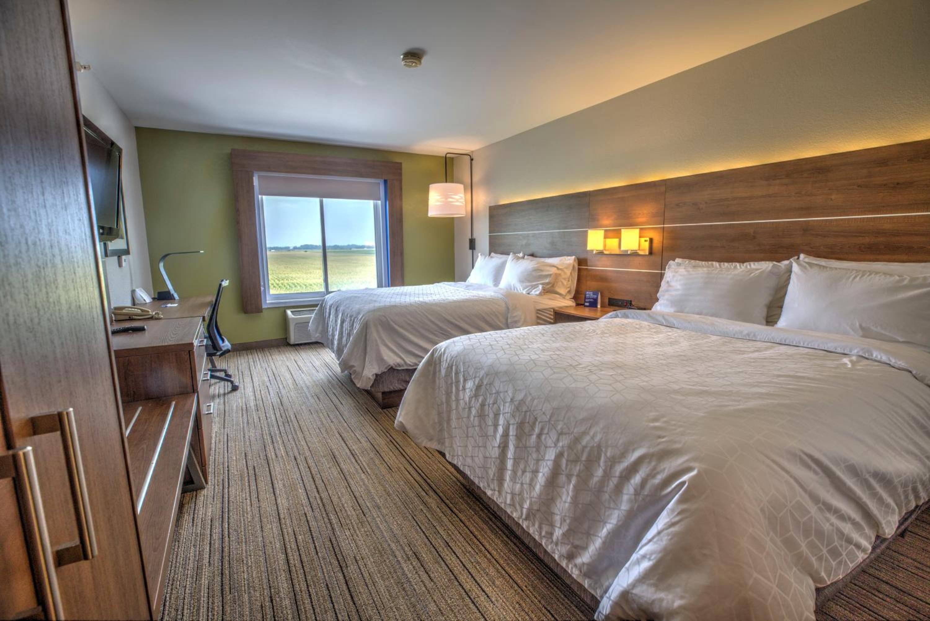 holiday inn express rochelle by ihg