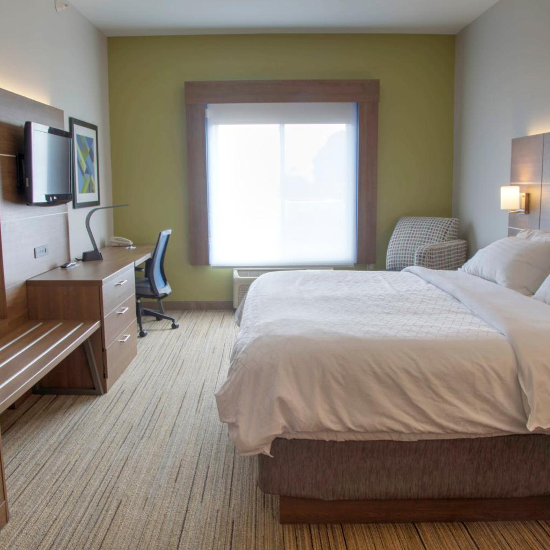 holiday inn express rochelle by ihg
