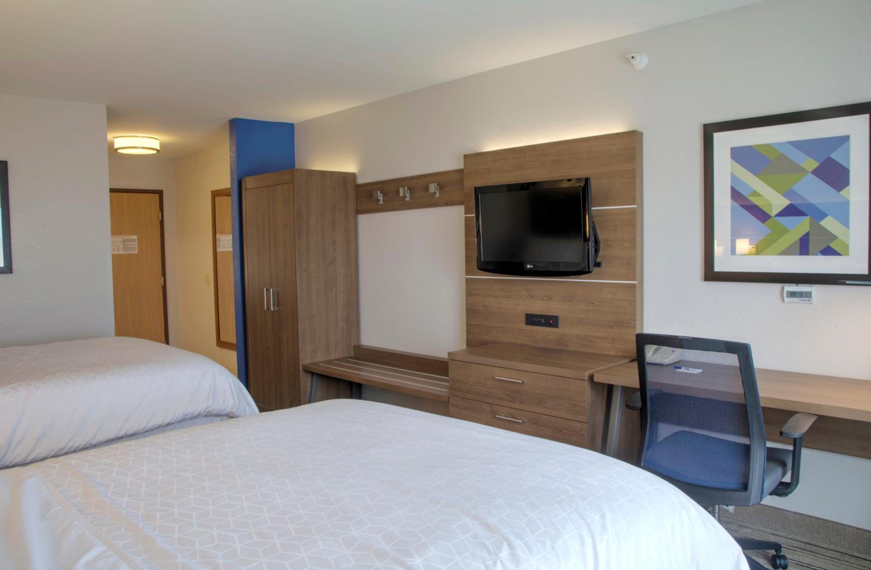 holiday inn express rochelle by ihg