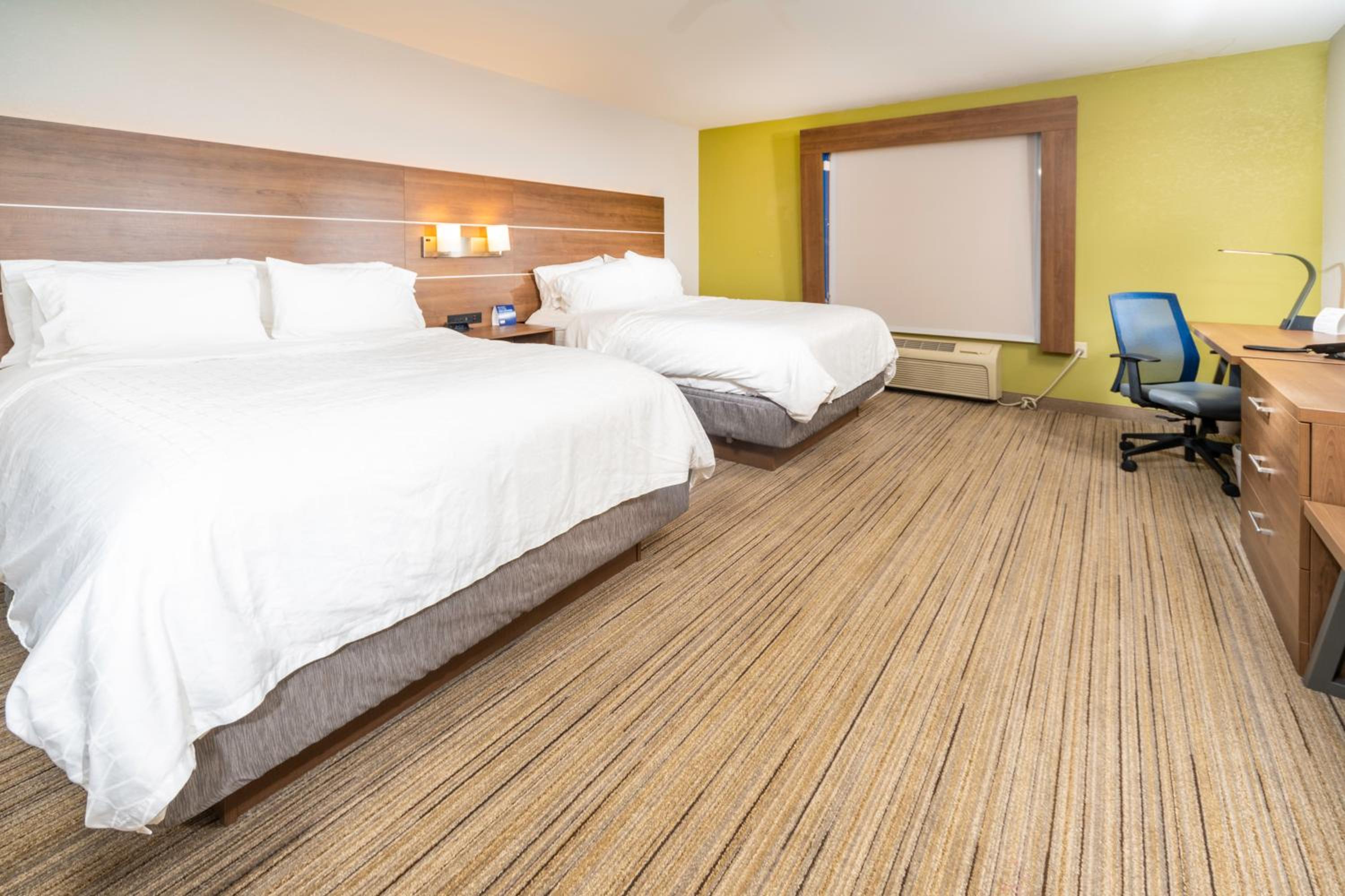 holiday inn express rochelle by ihg
