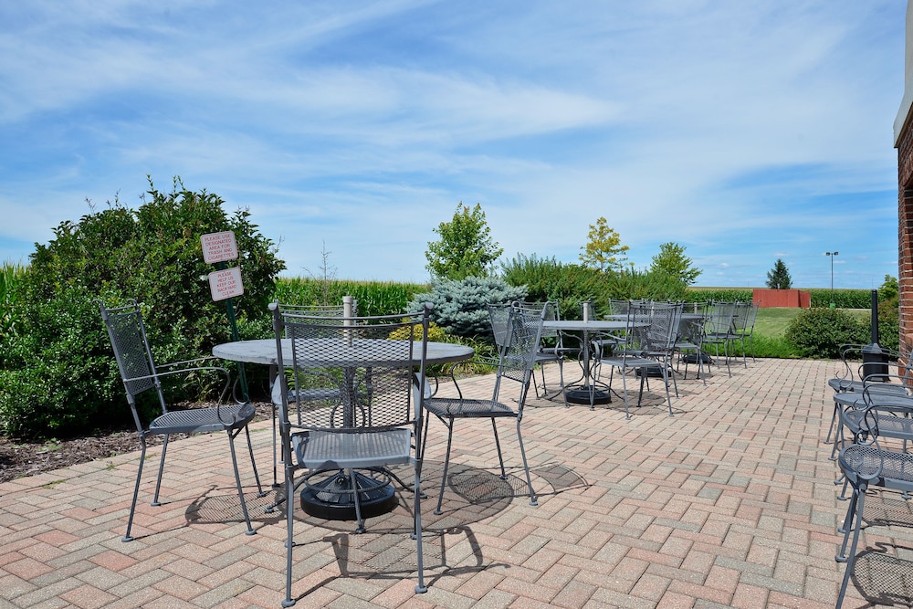 holiday inn express rochelle by ihg