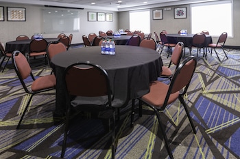 holiday inn express rochelle by ihg