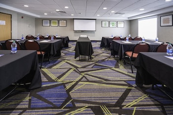 holiday inn express rochelle by ihg