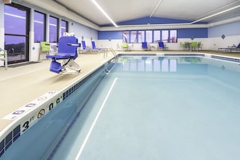 Holiday Inn Express Rochelle By Ihg,Rockford>>Rochelle,3 star