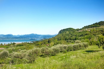 Prati Palai,Lake Garda>>Bardolino,4 star