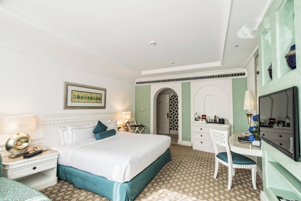 habtoor grand resort autograph collection