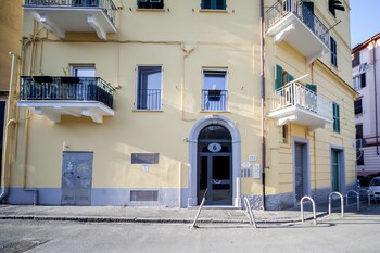 Le 5 Terre La Spezia,Liguria>>Gulf Of La Spezia,2 star