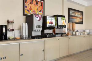 days inn by wyndham montreal east