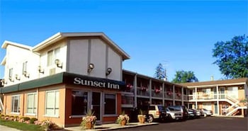 sunset inn