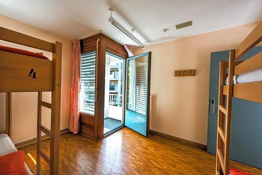 geneva hostel
