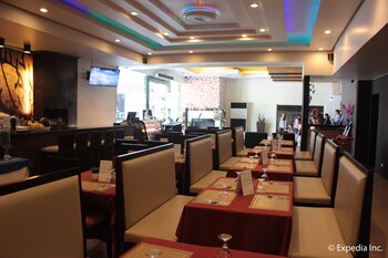 subic bay venezia hotel