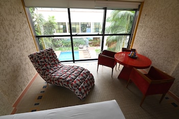 atrium quinta de pedras hotel