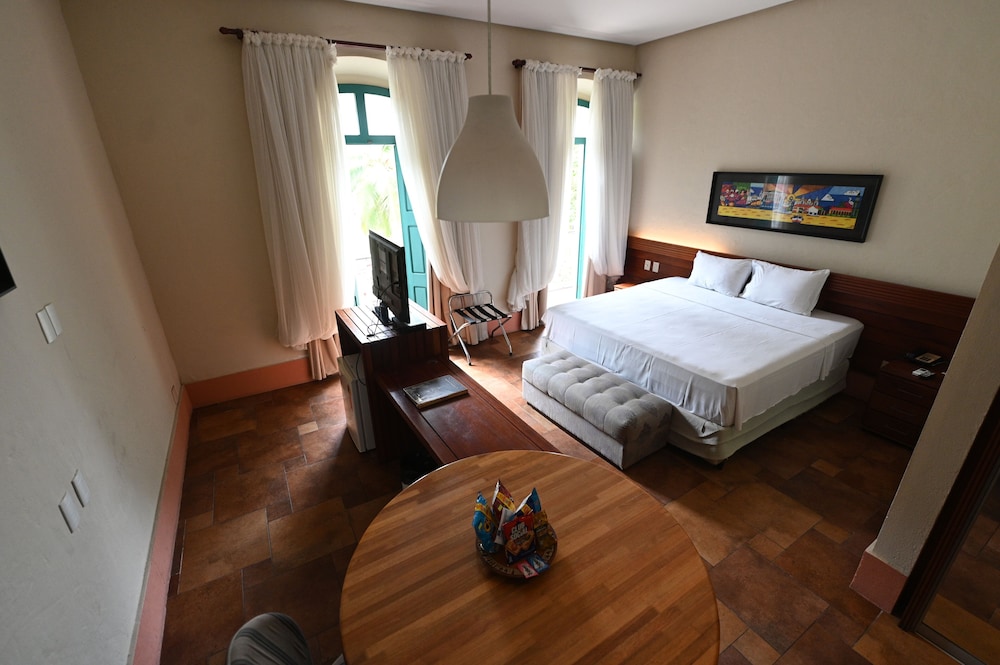 atrium quinta de pedras hotel