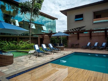 atrium quinta de pedras hotel