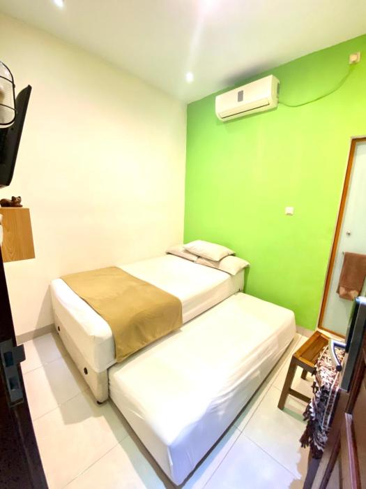 cabin hotel bhayangkara