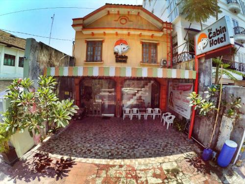 cabin hotel bhayangkara