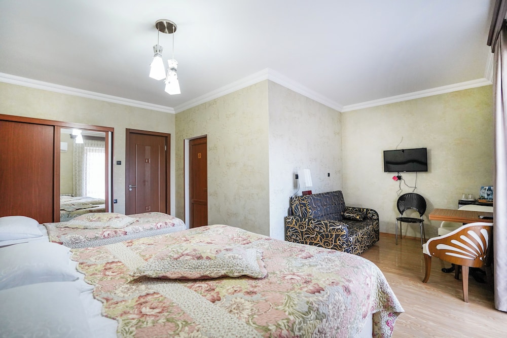 natali hotel