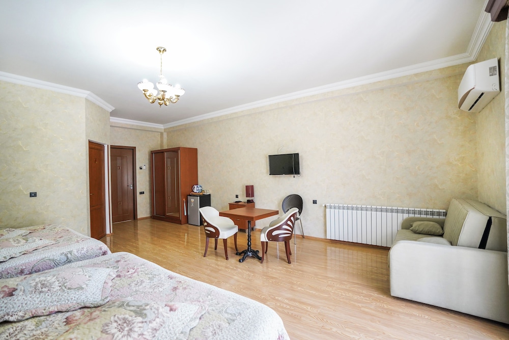 natali hotel