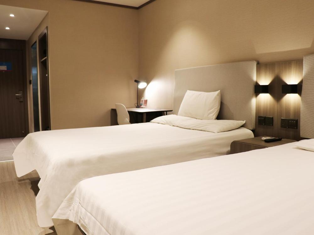hanting hotel jinan west market