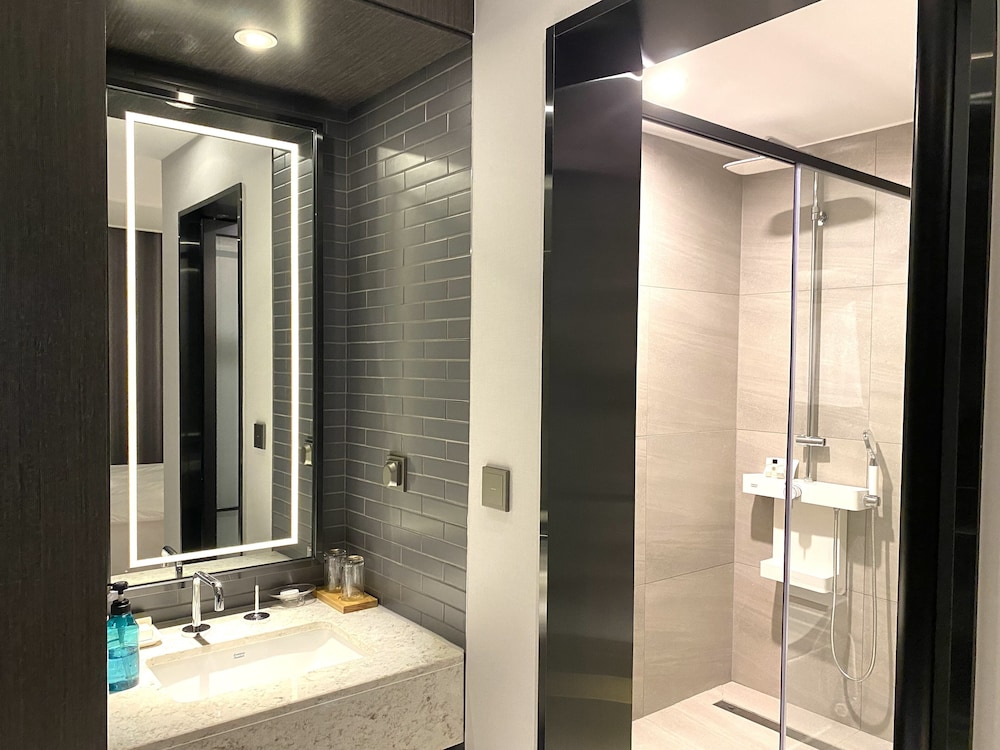 hotel avenue changwon