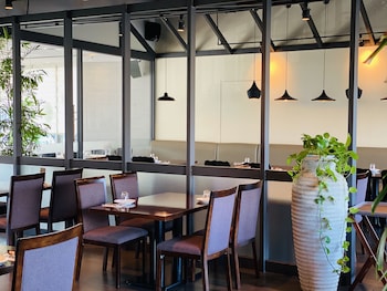hotel avenue changwon