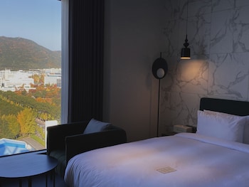 hotel avenue changwon