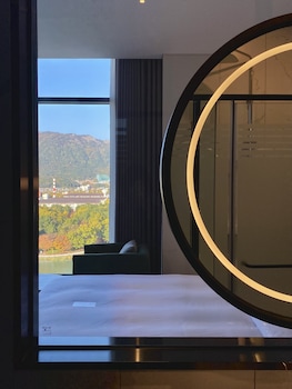 hotel avenue changwon
