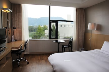 hotel avenue changwon