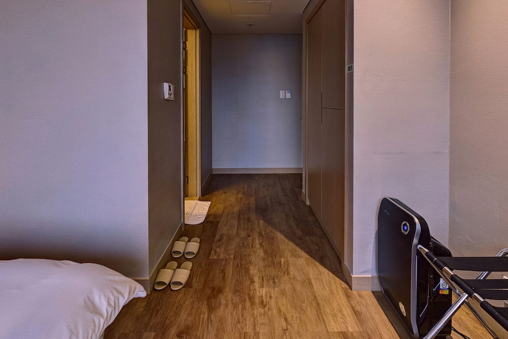 hotel avenue changwon