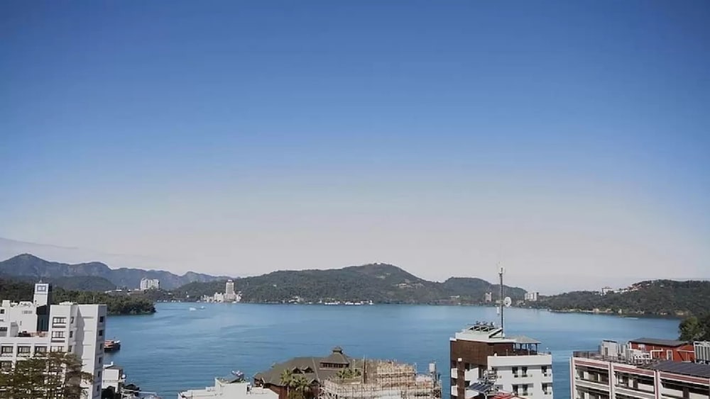 sun moon lake youngquan hotels