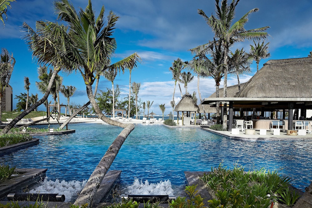 long beach mauritius