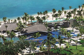 long beach mauritius