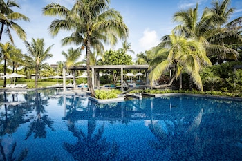 long beach mauritius