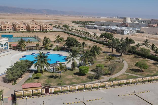 hamdan plaza hotel