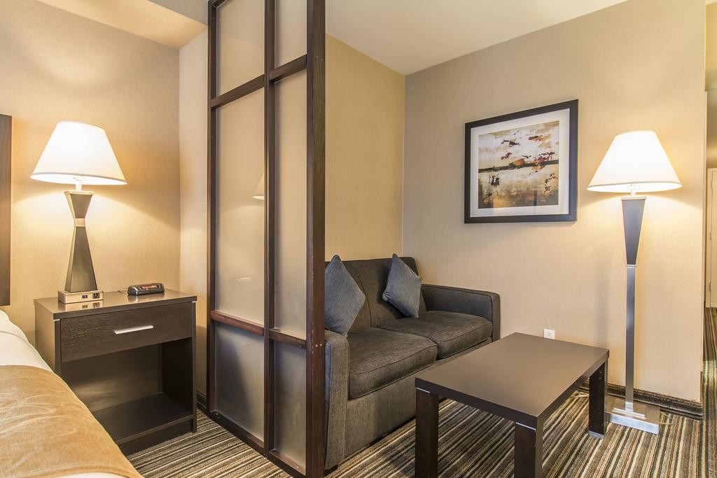 comfort suites downtown