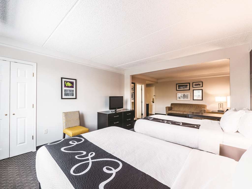 la quinta inn and suites by wyndham san antonio downtown