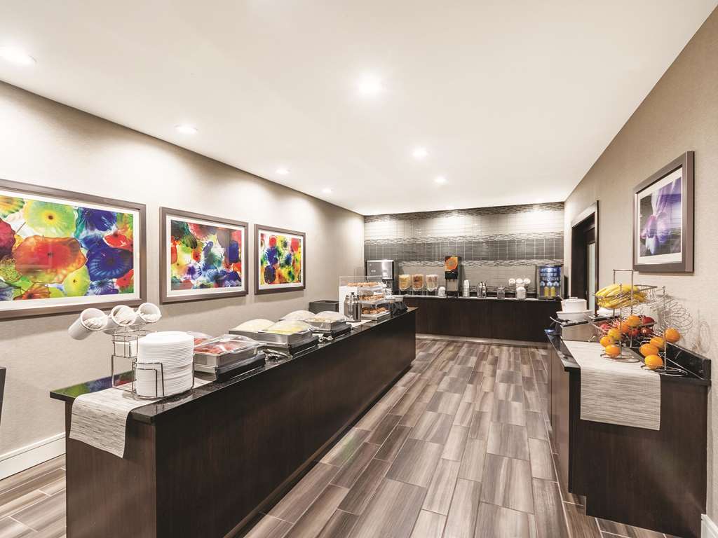 la quinta inn and suites by wyndham san antonio downtown