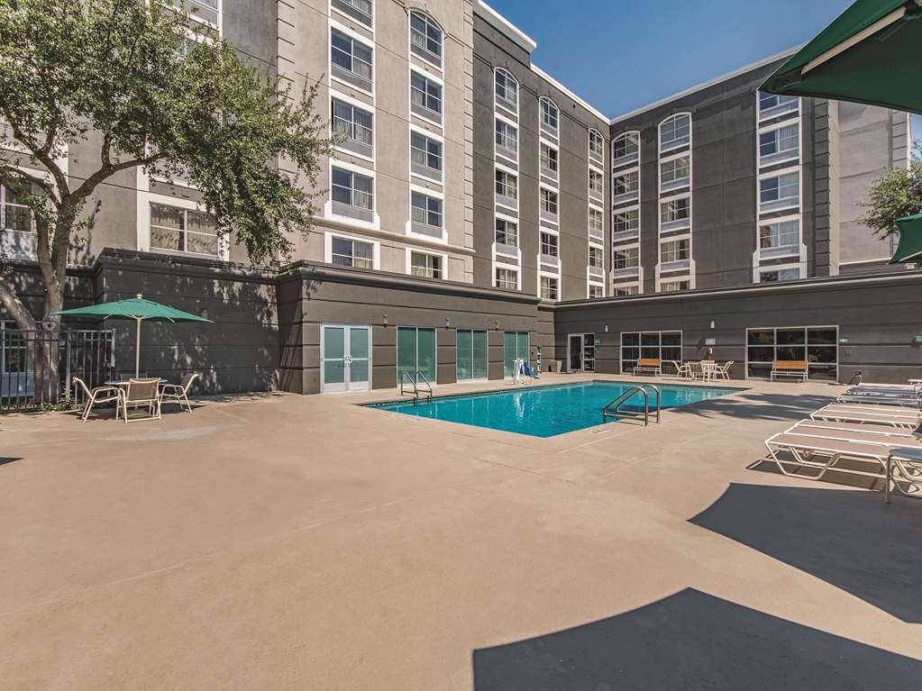 la quinta inn and suites by wyndham san antonio downtown