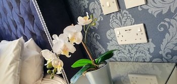 Clifton Guest House,North East England>>Newcastle-Upon-Tyne,4 star