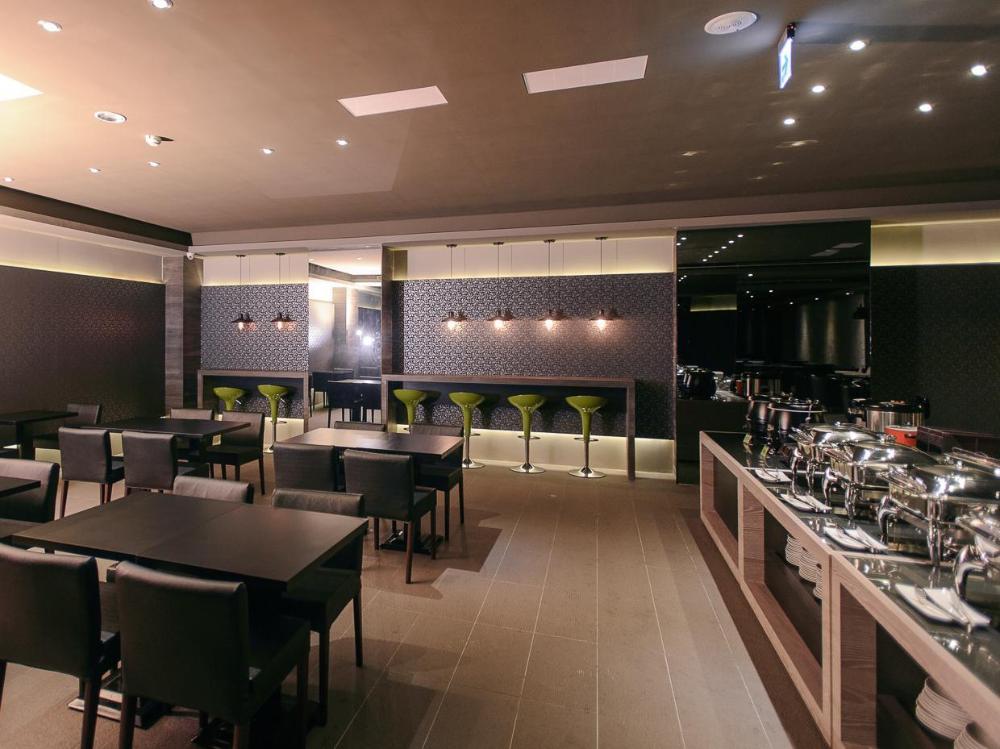 kiwi express hotel jiuru