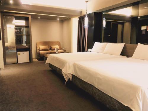 kiwi express hotel jiuru