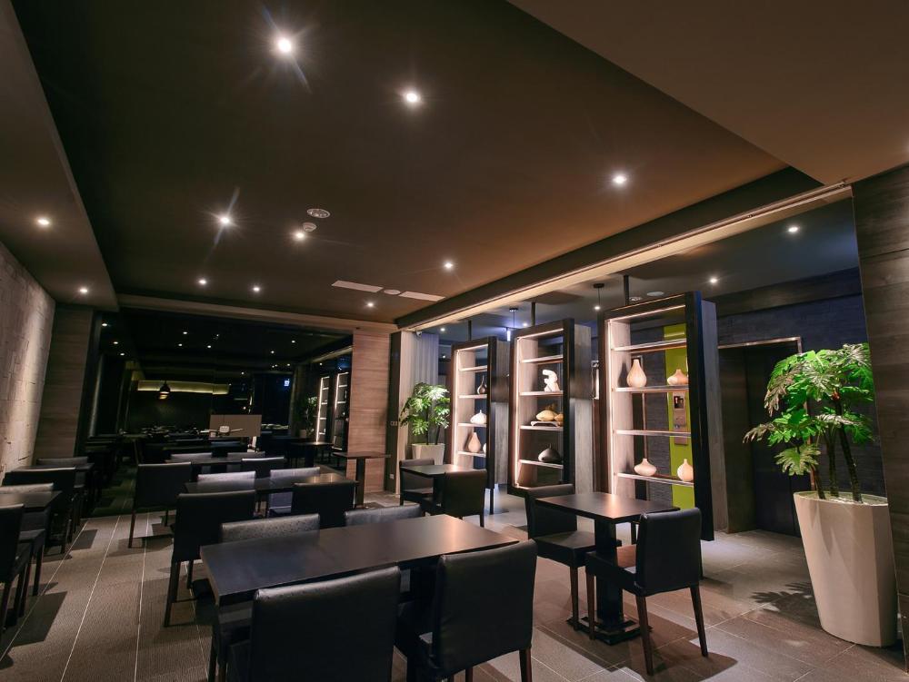 kiwi express hotel jiuru