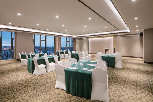 holiday inn beijing airport zone