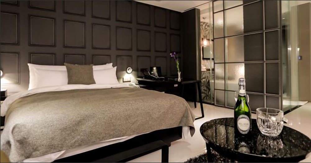 amare hotel jakjeon