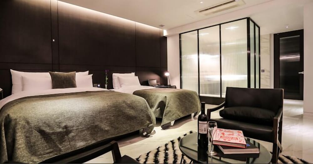 amare hotel jakjeon
